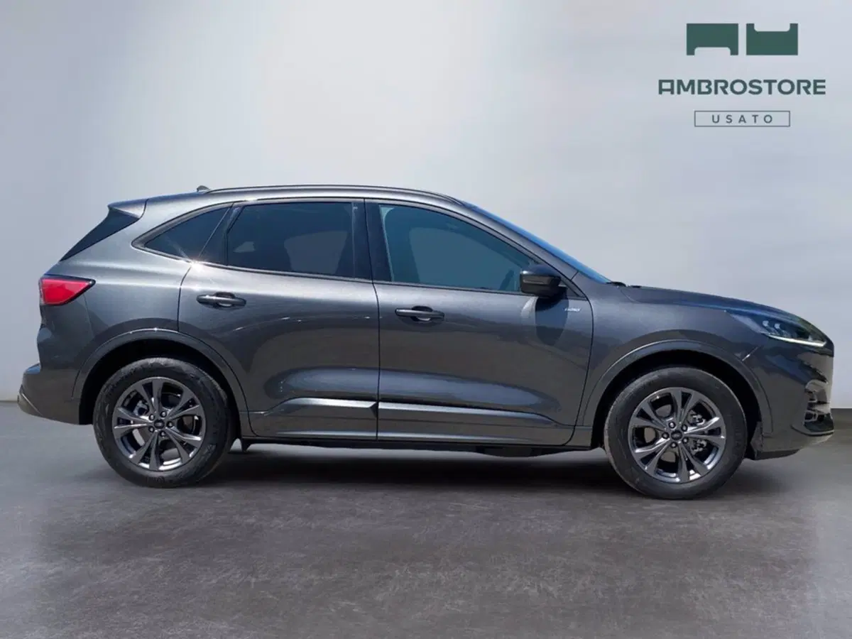 Ford Kuga usata a Milano (4)