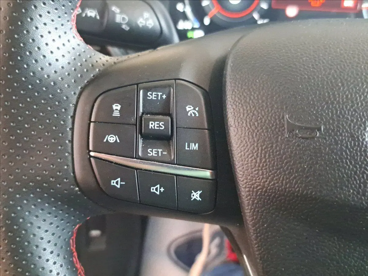 Ford Puma usata a Milano (17)