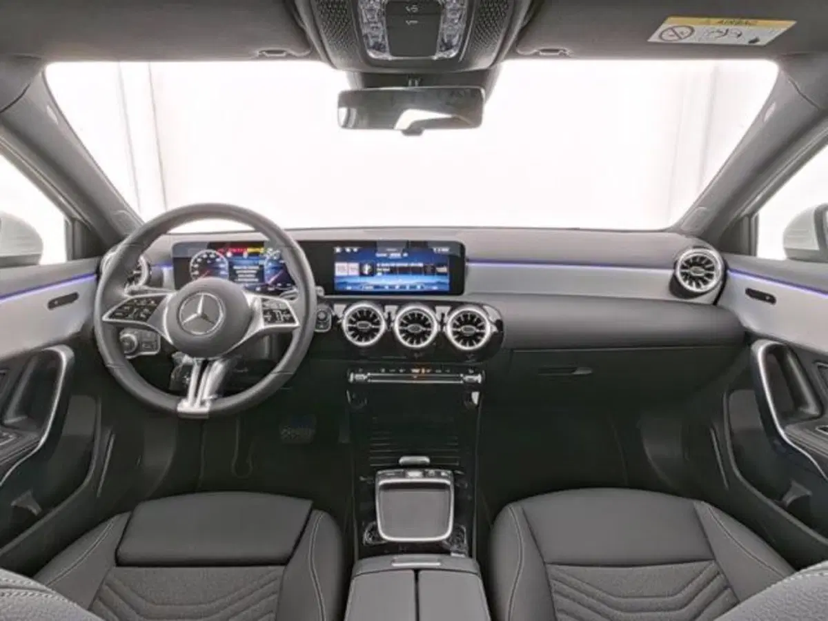 Mercedes-Benz Classe A usata a Milano (7)