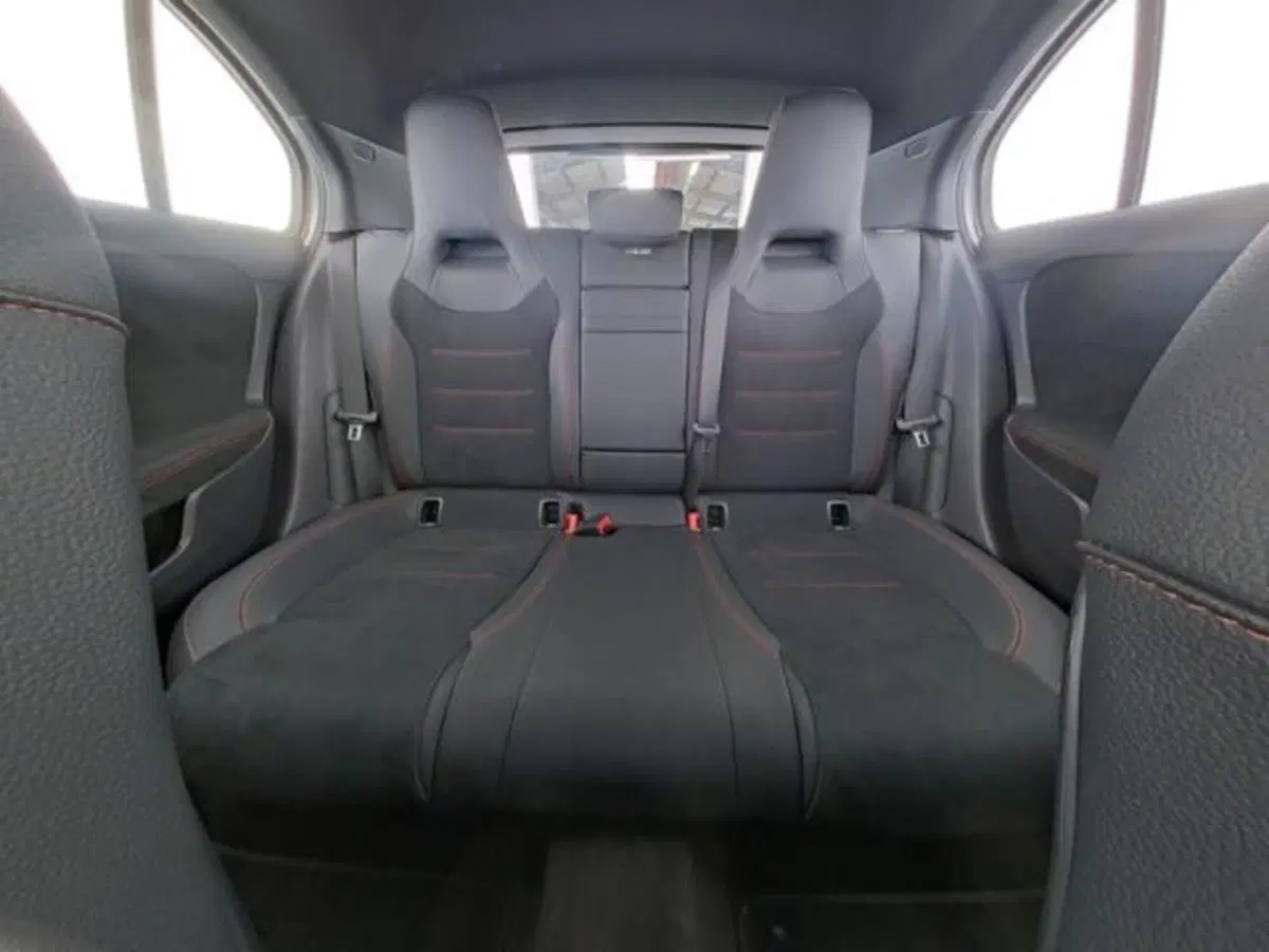 Mercedes-Benz Classe A usata a Milano (8)