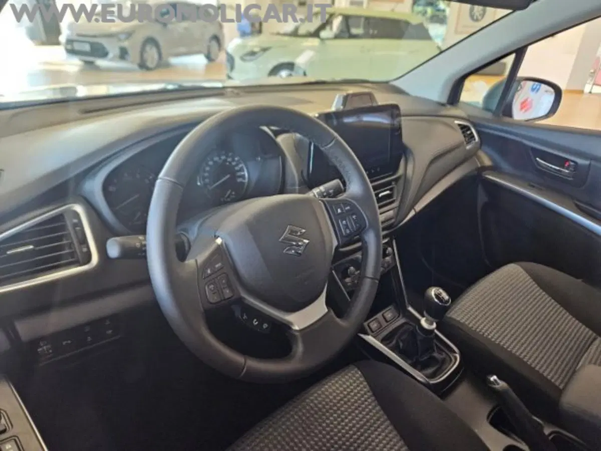 Suzuki S-Cross nuova a Campobasso (6)