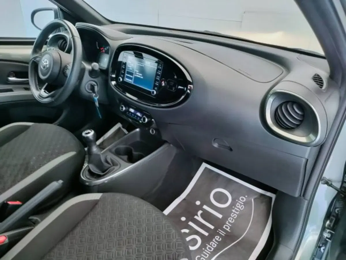 Toyota Aygo X usata a Teramo (12)