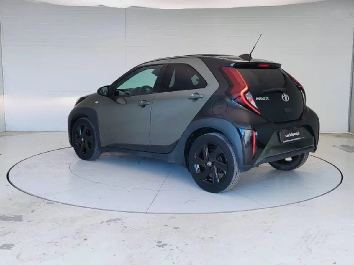 Toyota Aygo X usata a Teramo (7)