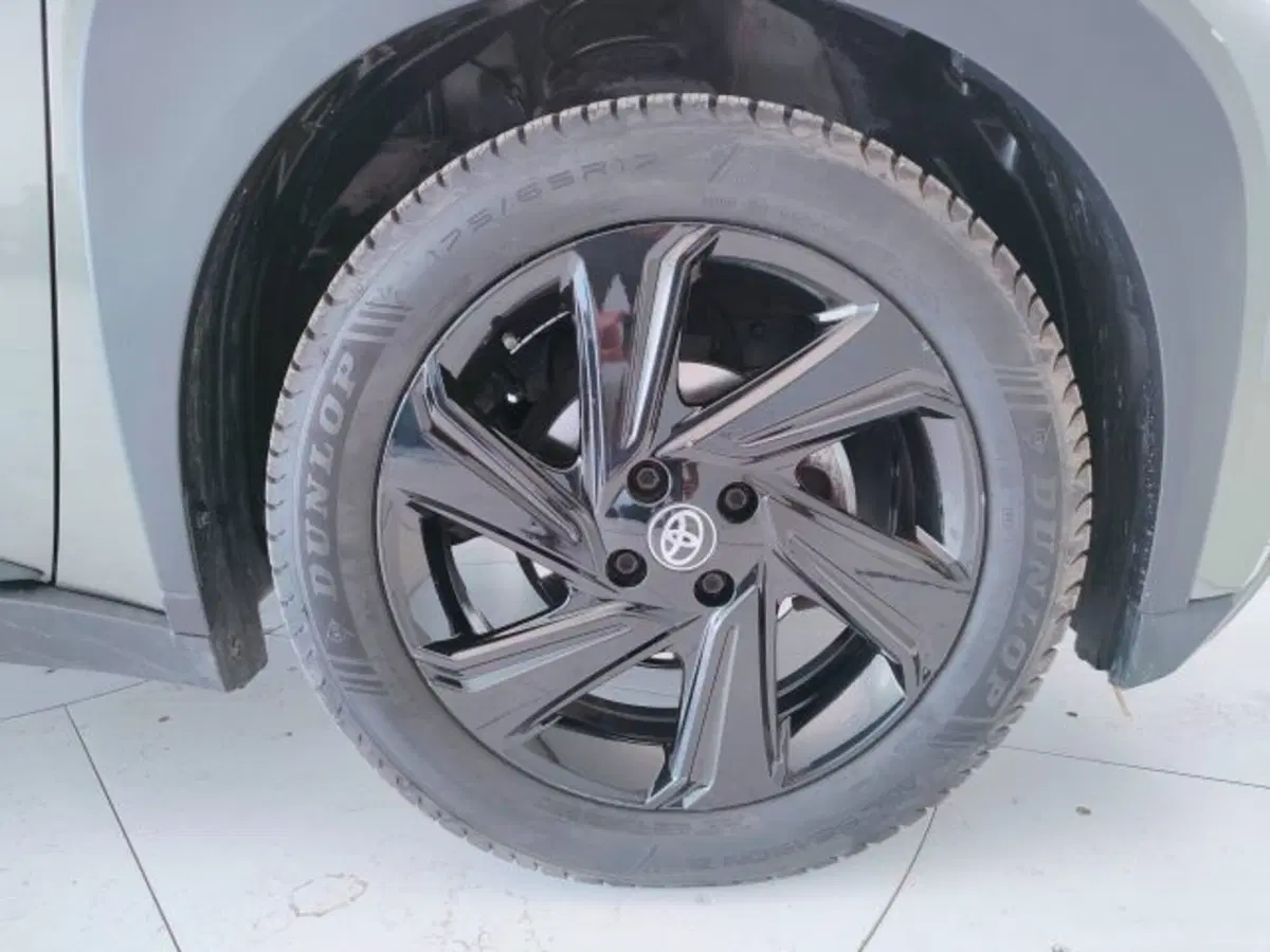 Toyota Aygo X usata a Teramo (9)