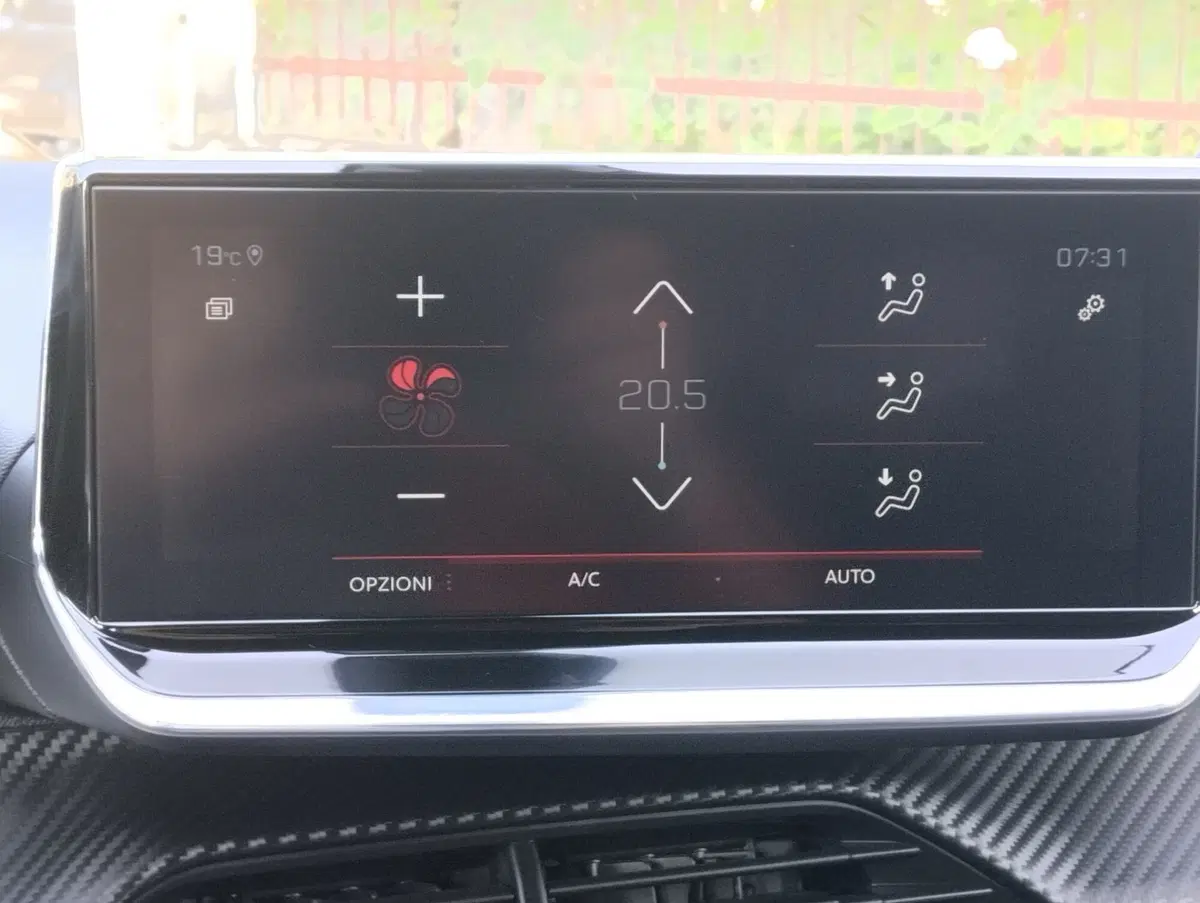 Peugeot 2008 usata a Asti (18)