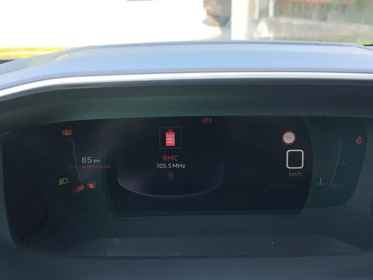 Peugeot 2008 usata a Asti (8)