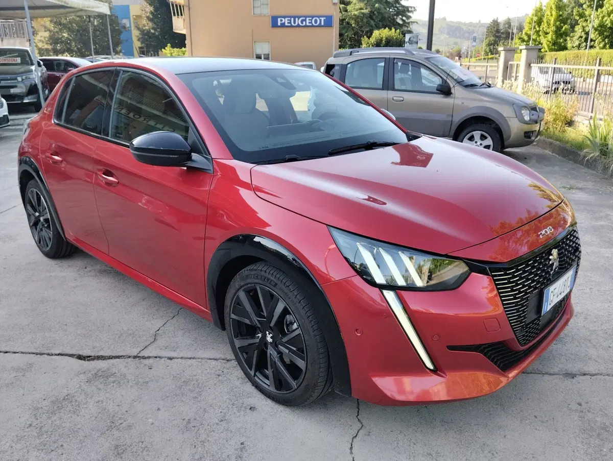 Peugeot 208 usata a Asti (2)