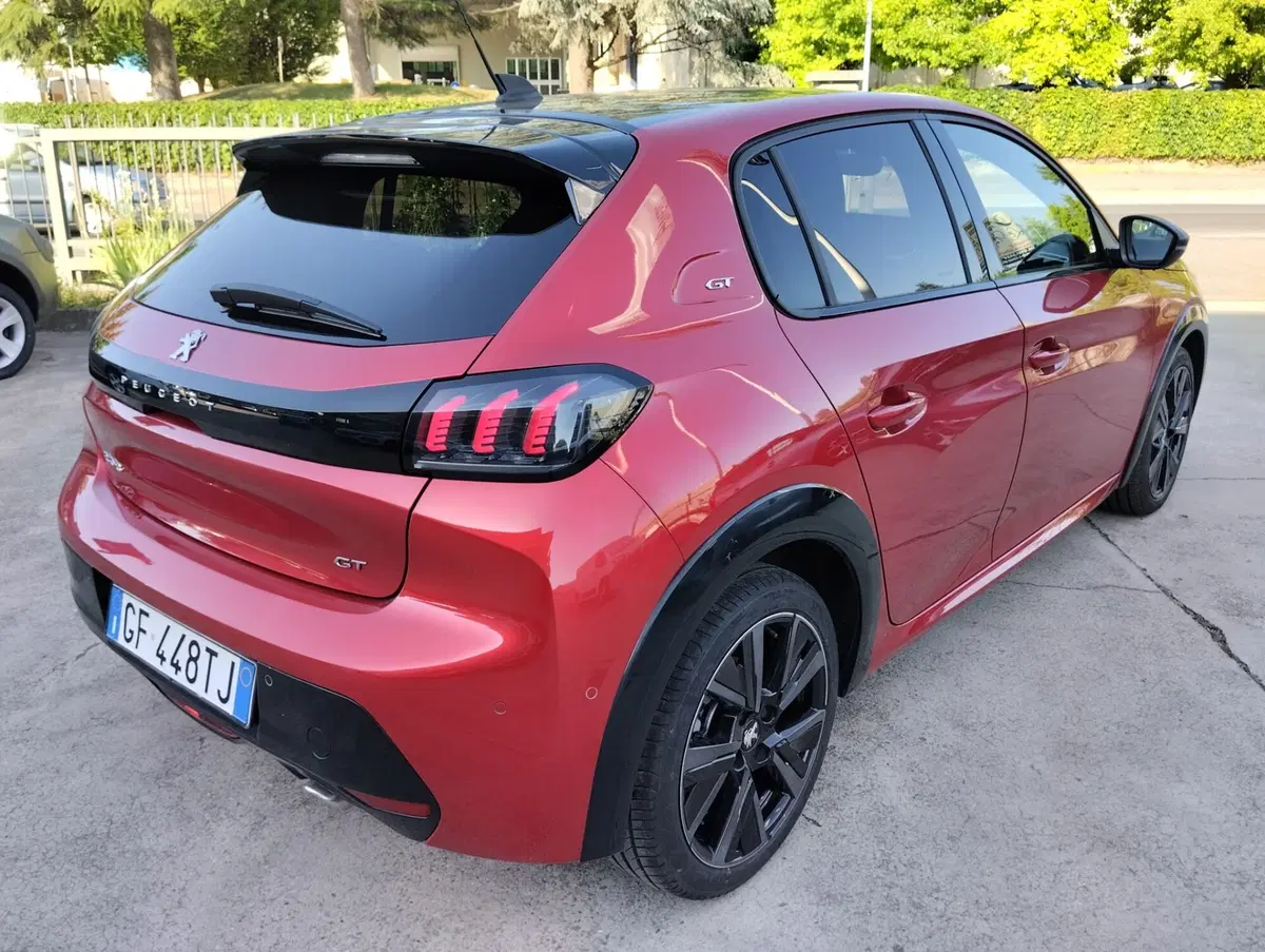 Peugeot 208 usata a Asti (4)