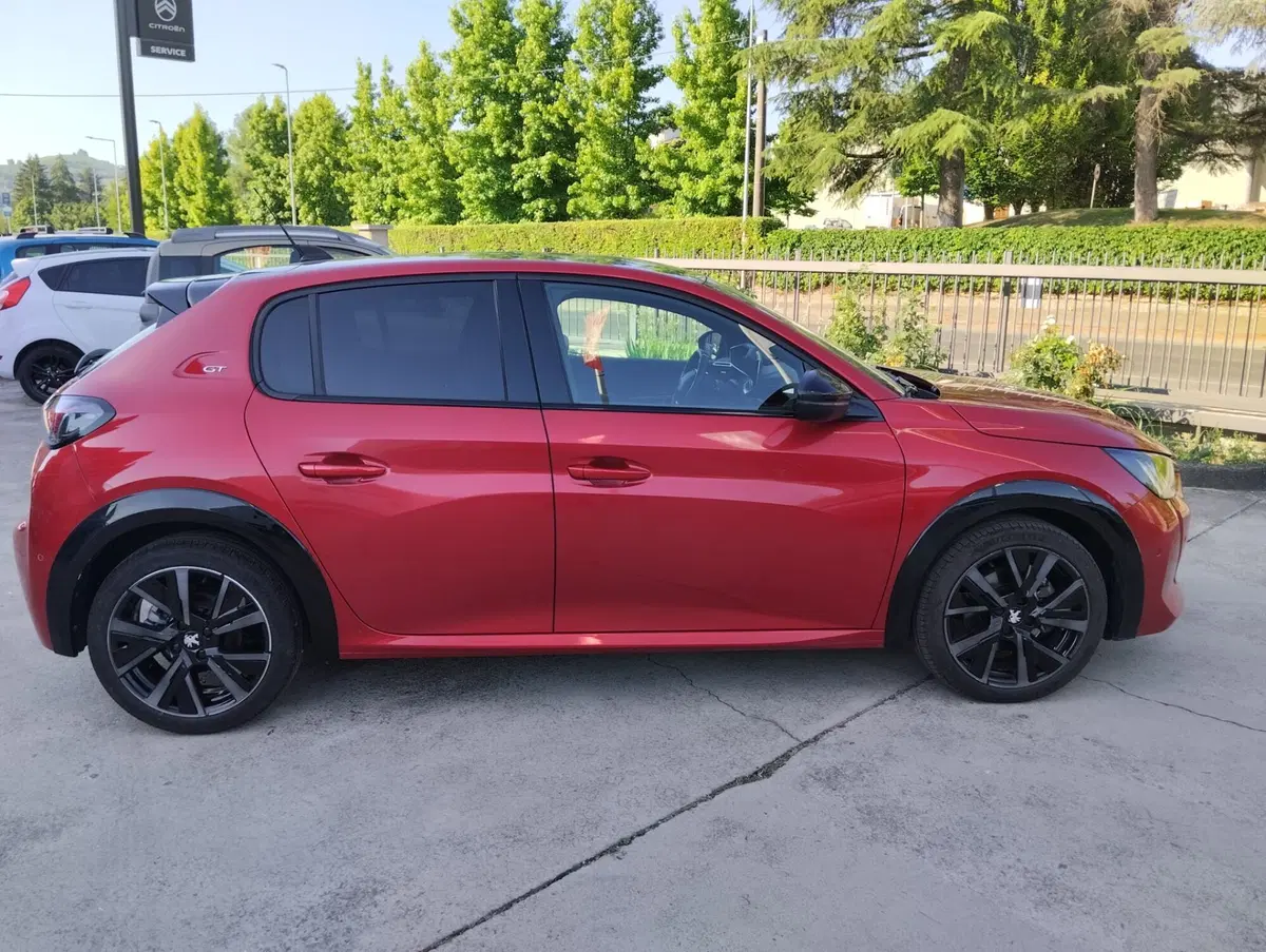 Peugeot 208 usata a Asti (5)
