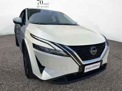 Nissan Qashqai 1.3 mhev N-Connecta 2wd 140cv del 2023 usata a Empoli