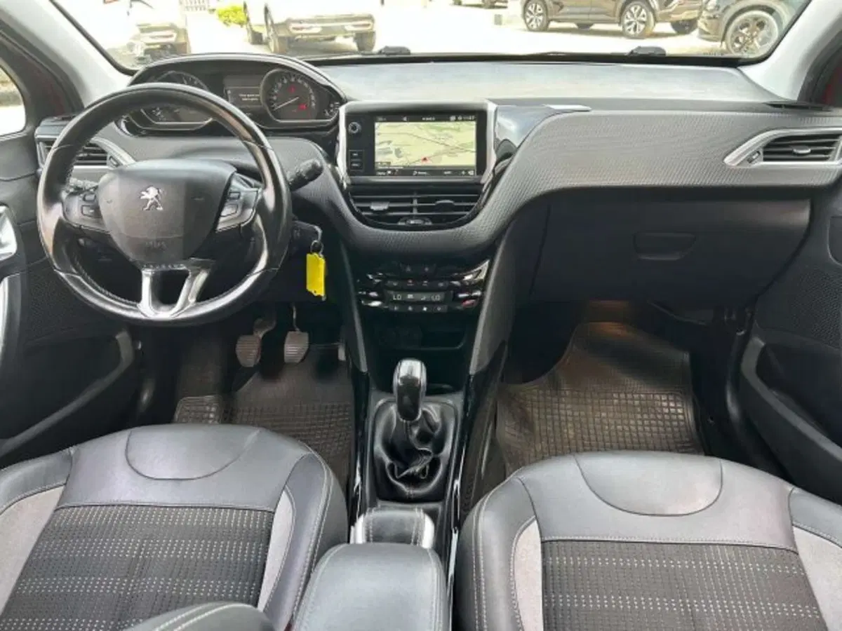 Peugeot 2008 usata a Firenze (15)