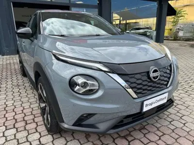 Nissan Juke 1.6 hev Tekna del 2023 usata a Empoli