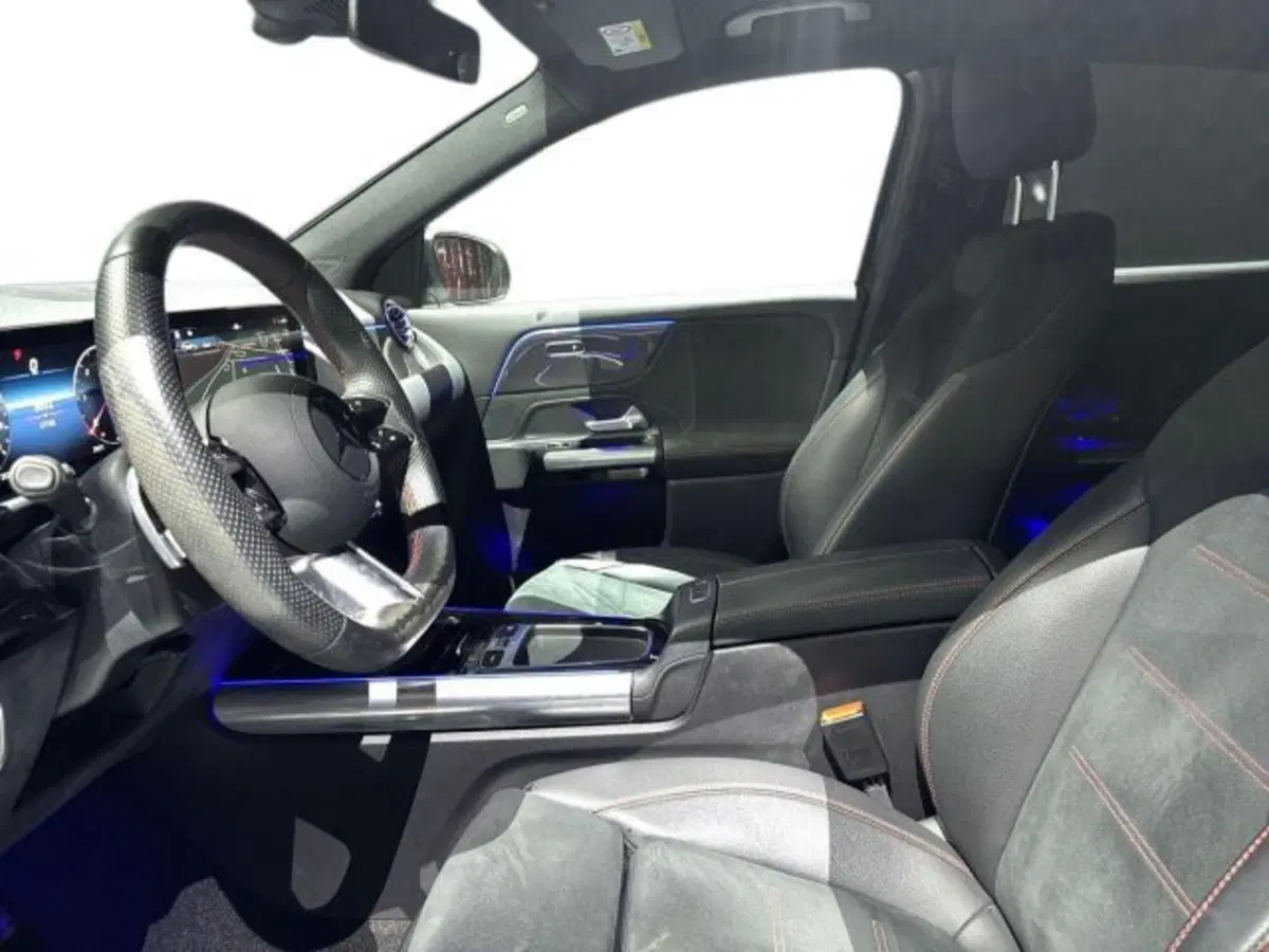 Mercedes-Benz GLA SUV usata a Bologna (10)