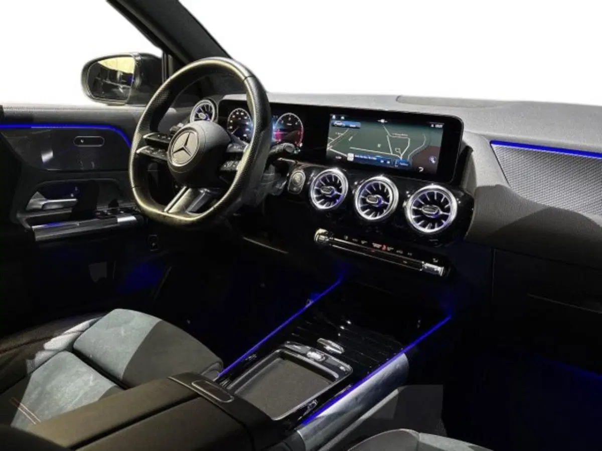 Mercedes-Benz GLA SUV usata a Bologna (15)