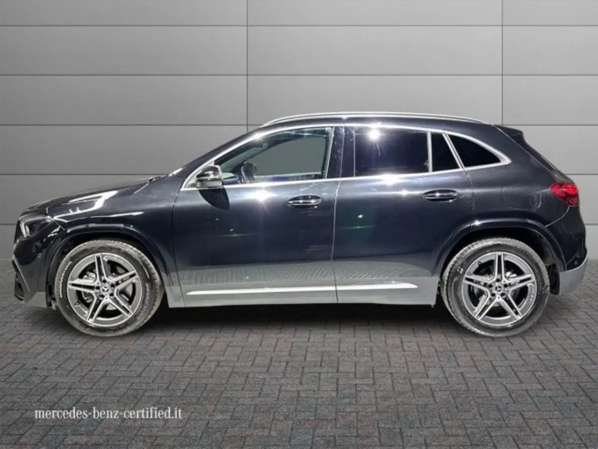 Mercedes-Benz GLA SUV usata a Bologna (6)