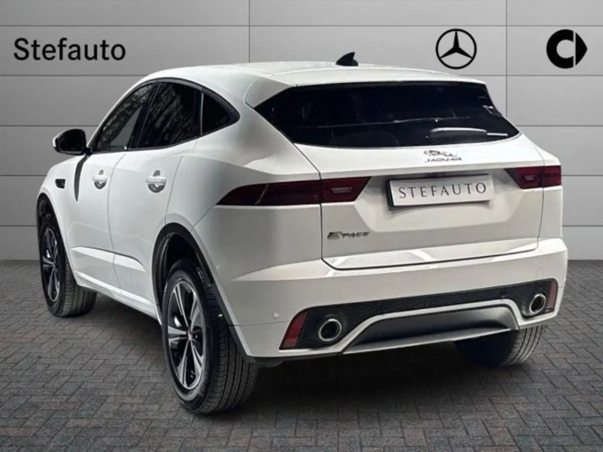 Jaguar E-Pace usata a Bologna (5)