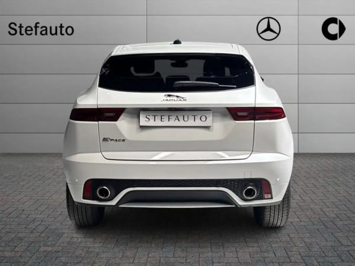 Jaguar E-Pace usata a Bologna (6)