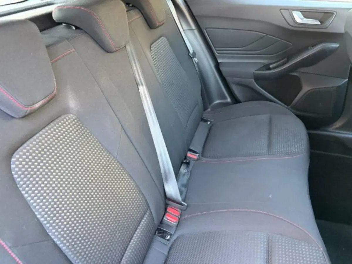 Ford Focus usata a Lodi (13)