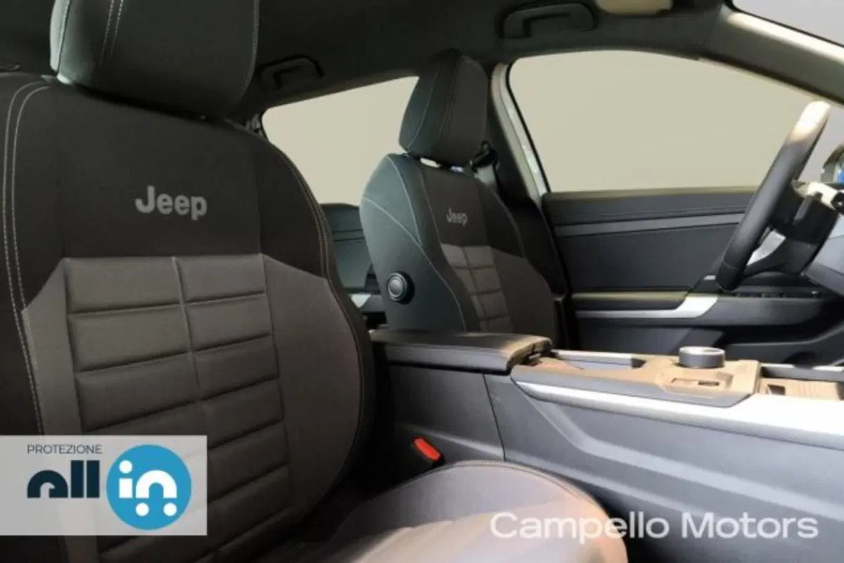 Jeep Compass nuova a Venezia (14)