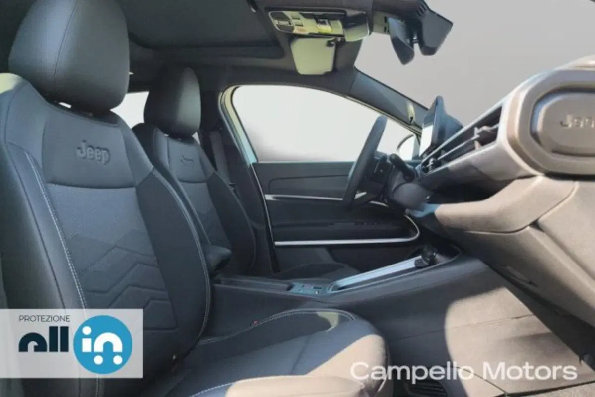 Jeep Avenger nuova a Venezia (17)