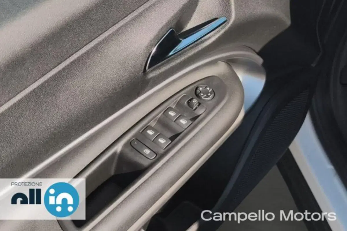 Jeep Avenger nuova a Venezia (18)