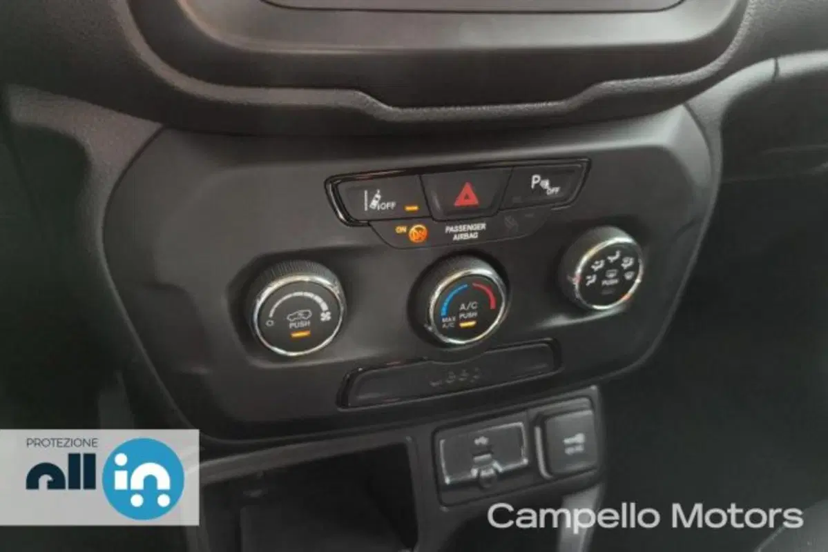 Jeep Renegade usata a Venezia (12)