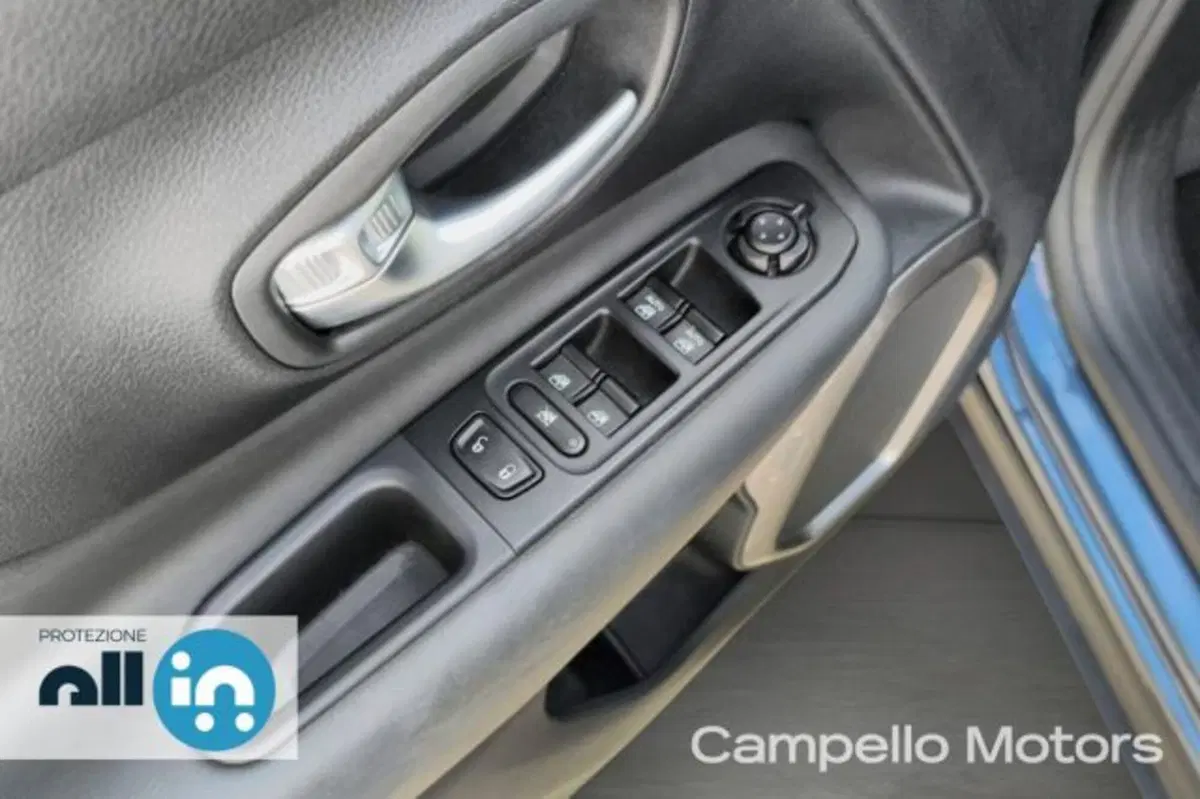 Jeep Renegade usata a Venezia (16)