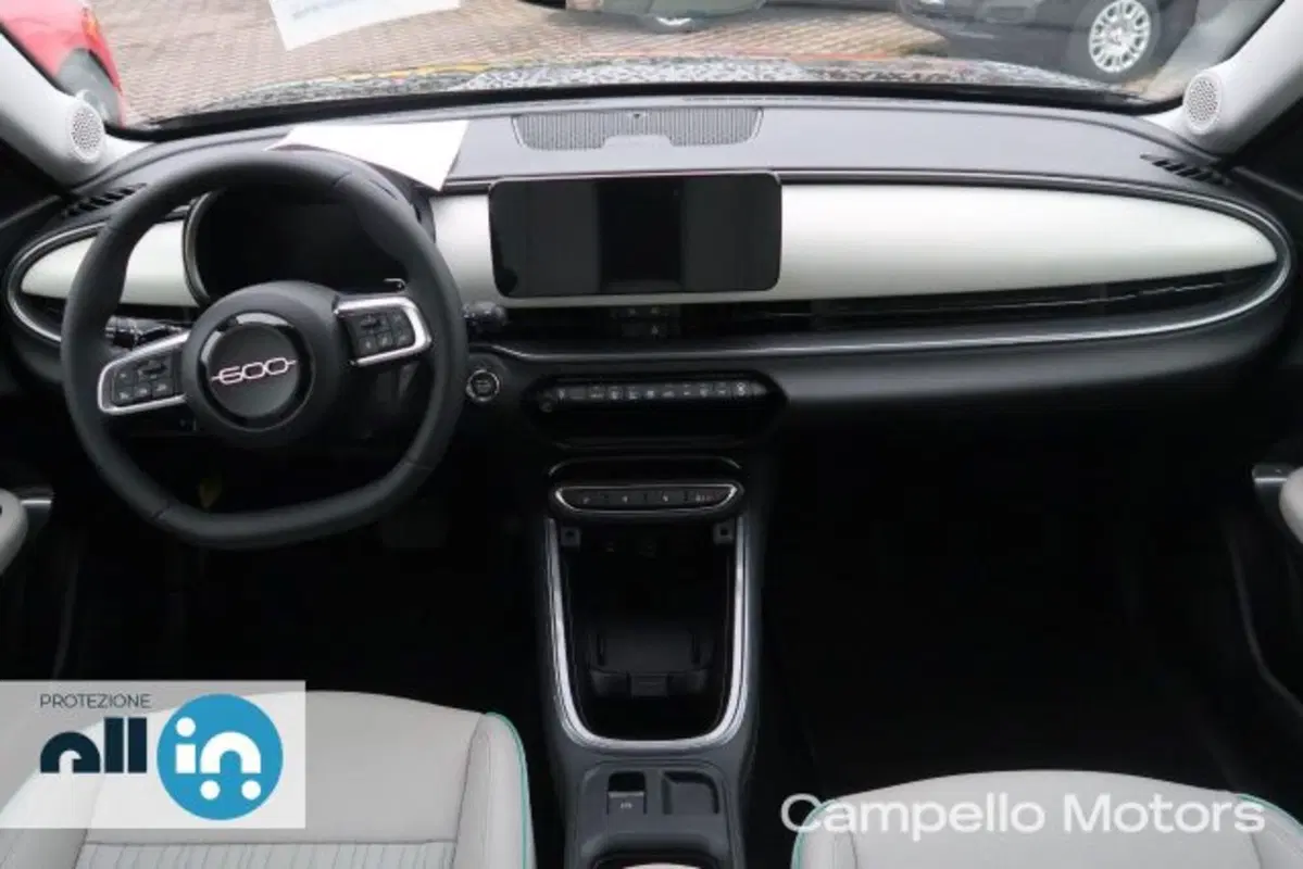 Fiat 600 nuova a Venezia (6)