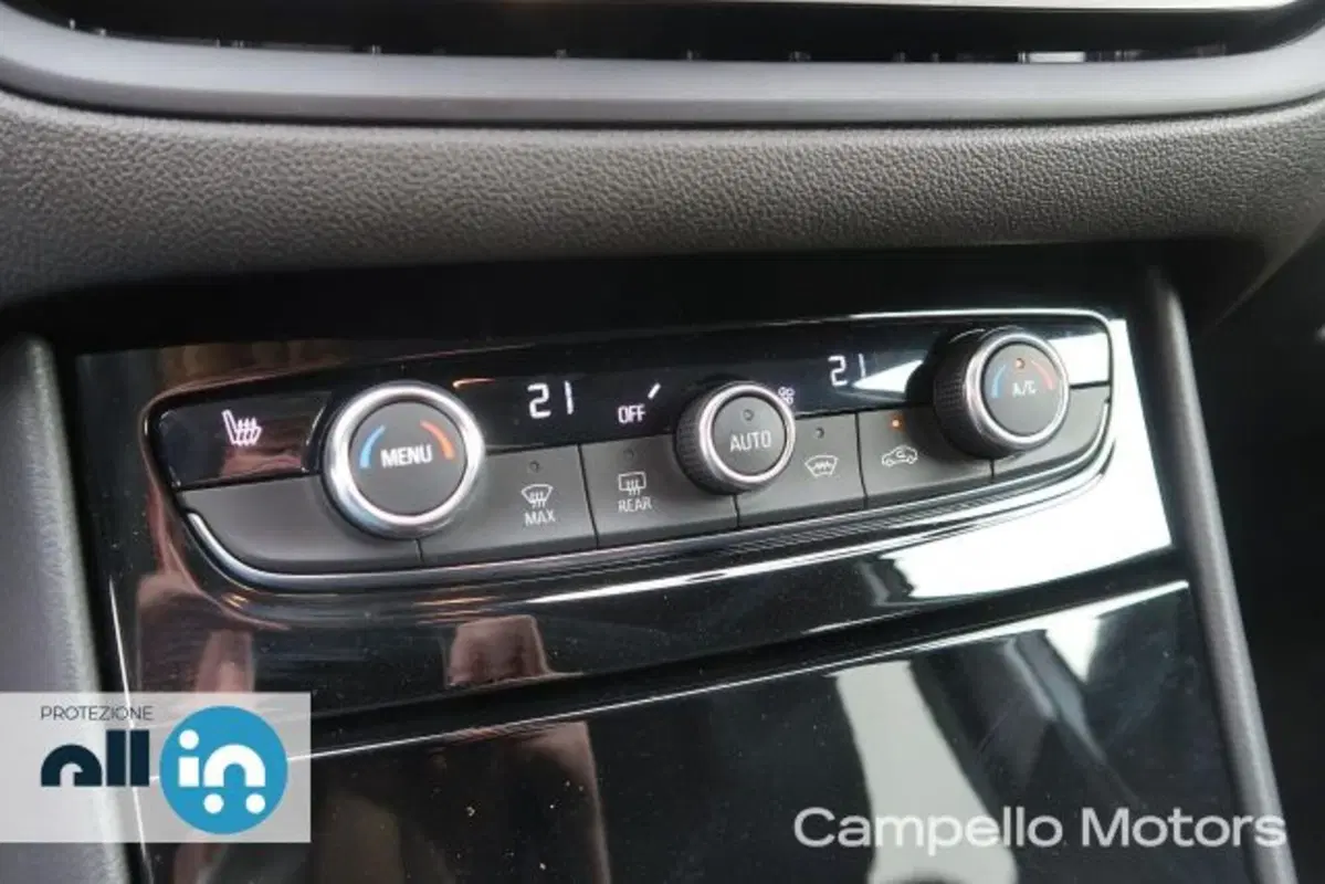 Opel Grandland usata a Venezia (12)
