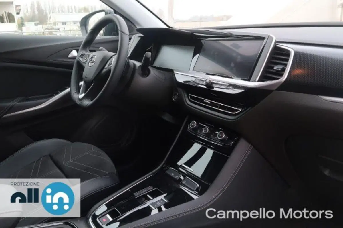 Opel Grandland usata a Venezia (14)