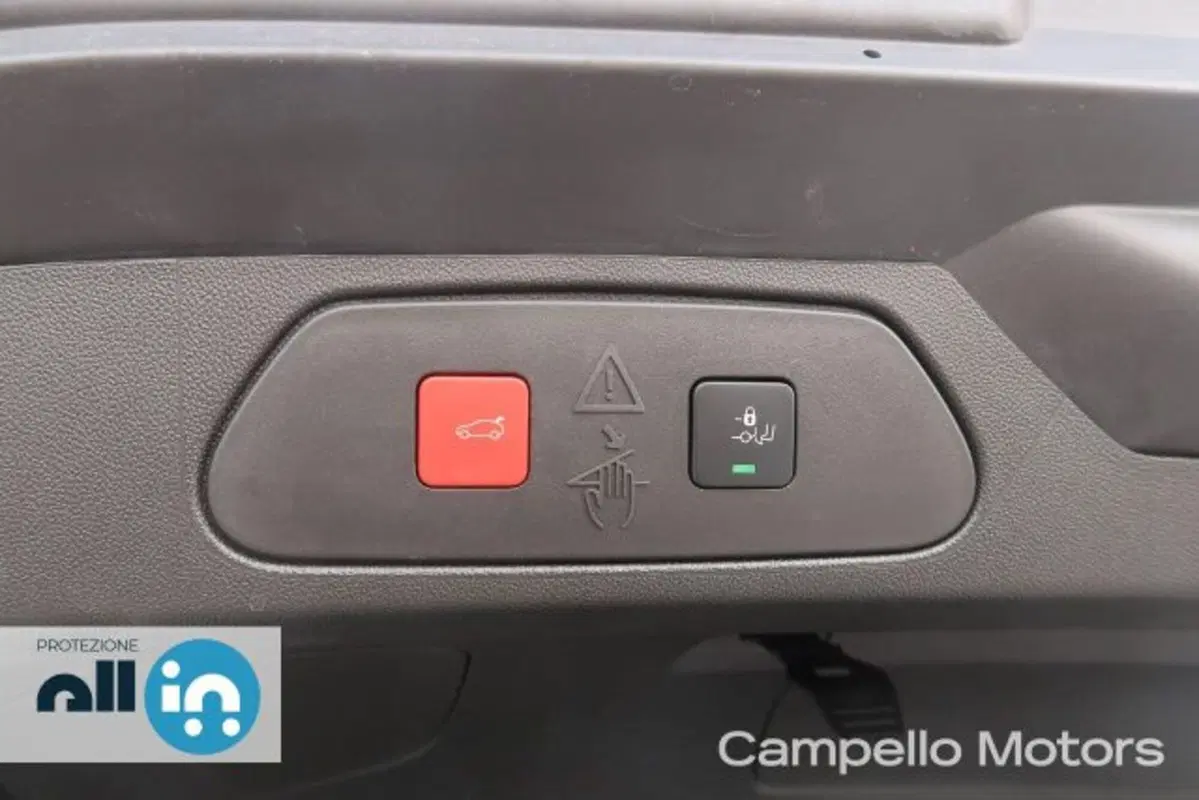 Opel Grandland usata a Venezia (16)