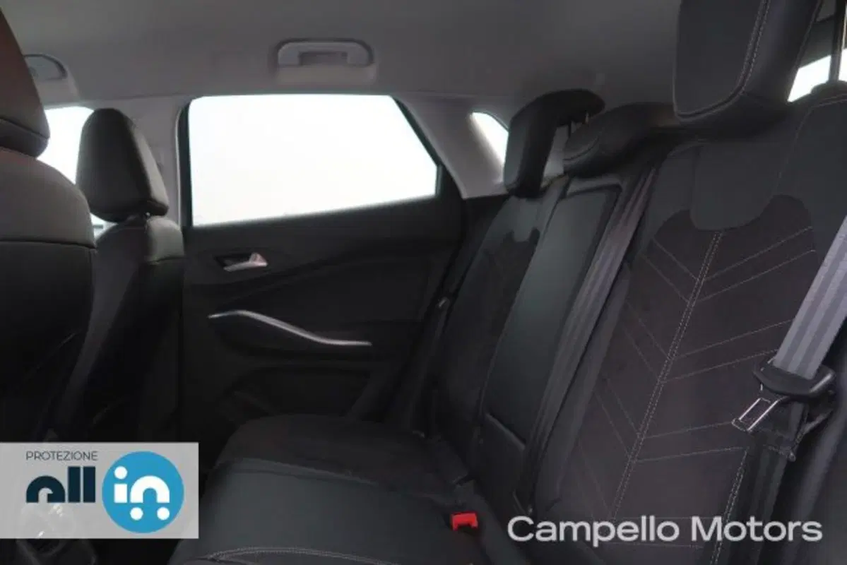 Opel Grandland usata a Venezia (6)