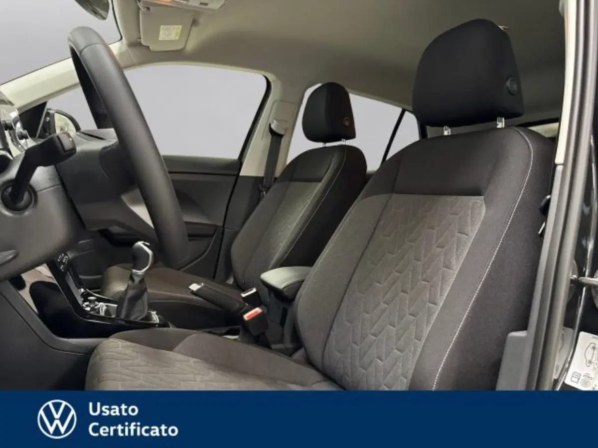 Volkswagen T-Cross nuova a Vicenza (13)