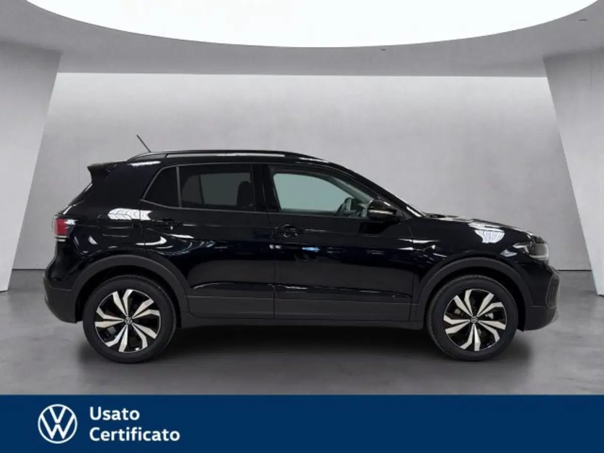 Volkswagen T-Cross nuova a Vicenza (3)