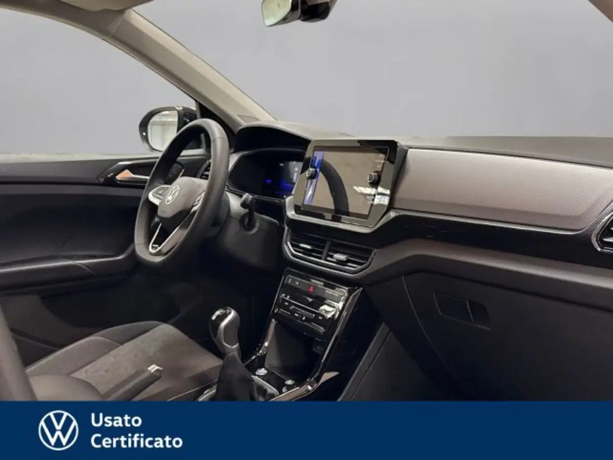 Volkswagen T-Cross nuova a Vicenza (6)