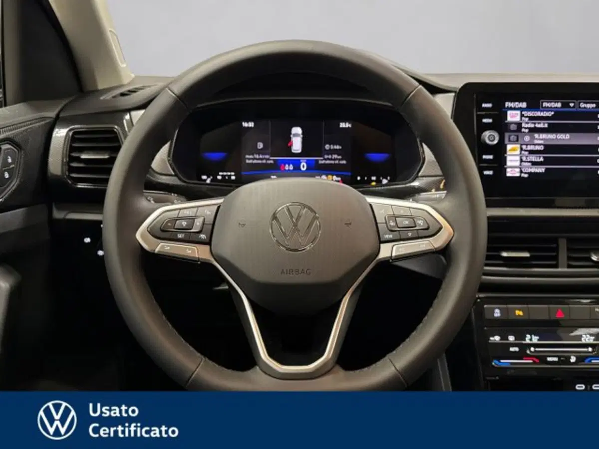 Volkswagen T-Cross nuova a Vicenza (9)