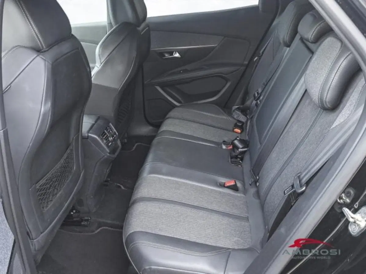 Peugeot 3008 usata a Perugia (10)