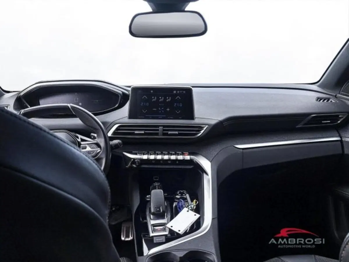 Peugeot 3008 usata a Perugia (12)