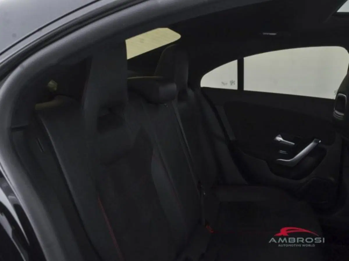 Mercedes-Benz CLA usata a Perugia (11)