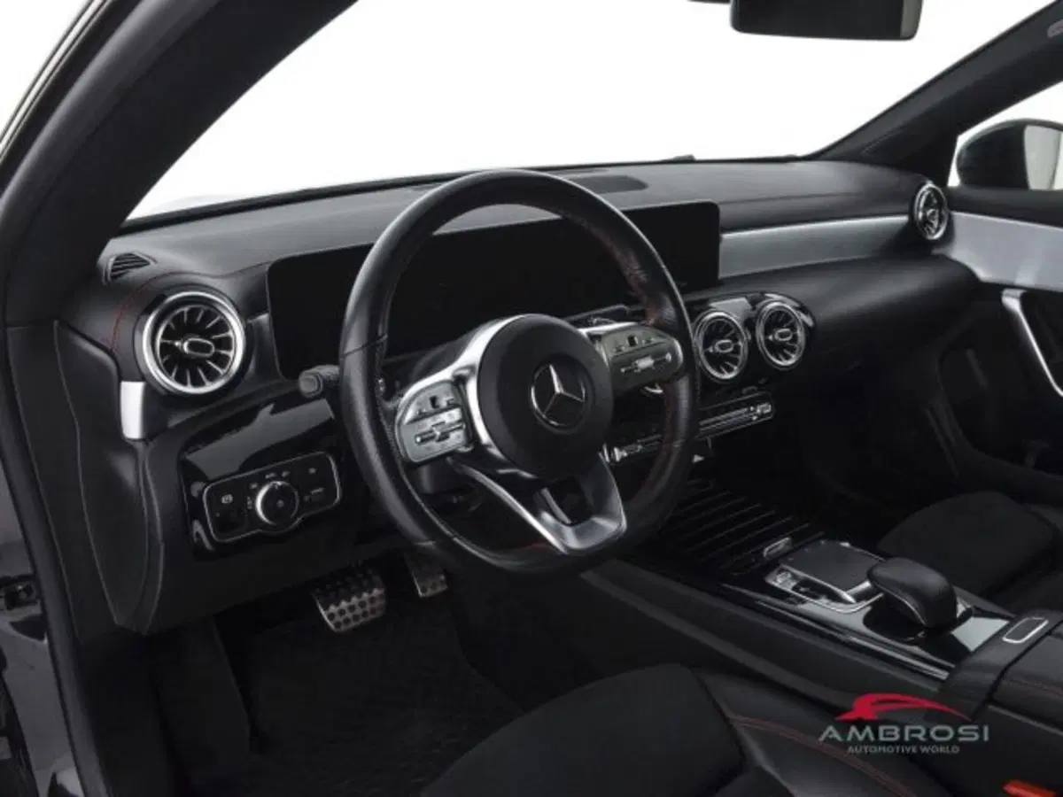Mercedes-Benz CLA usata a Perugia (8)