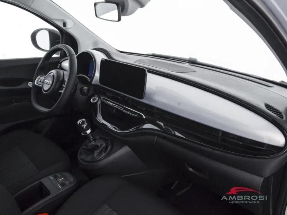 Fiat 500 nuova a Perugia (12)