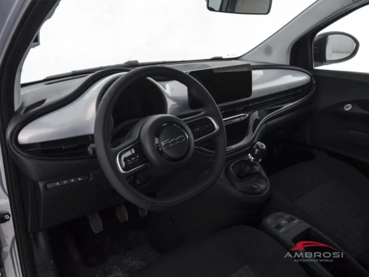 Fiat 500 nuova a Perugia (8)