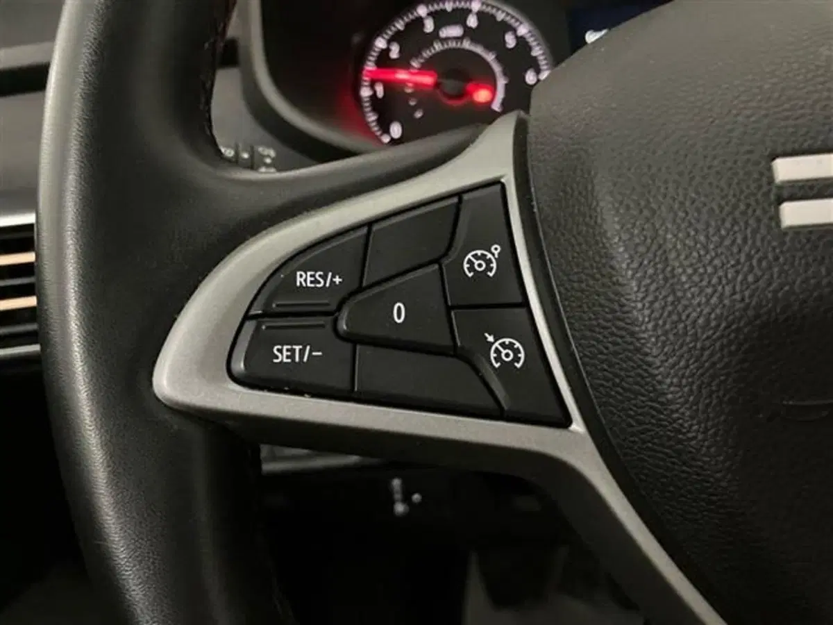Dacia Jogger usata a Como (18)
