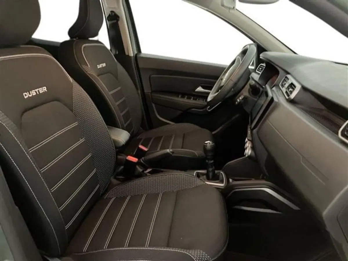 Dacia Duster usata a Como (11)