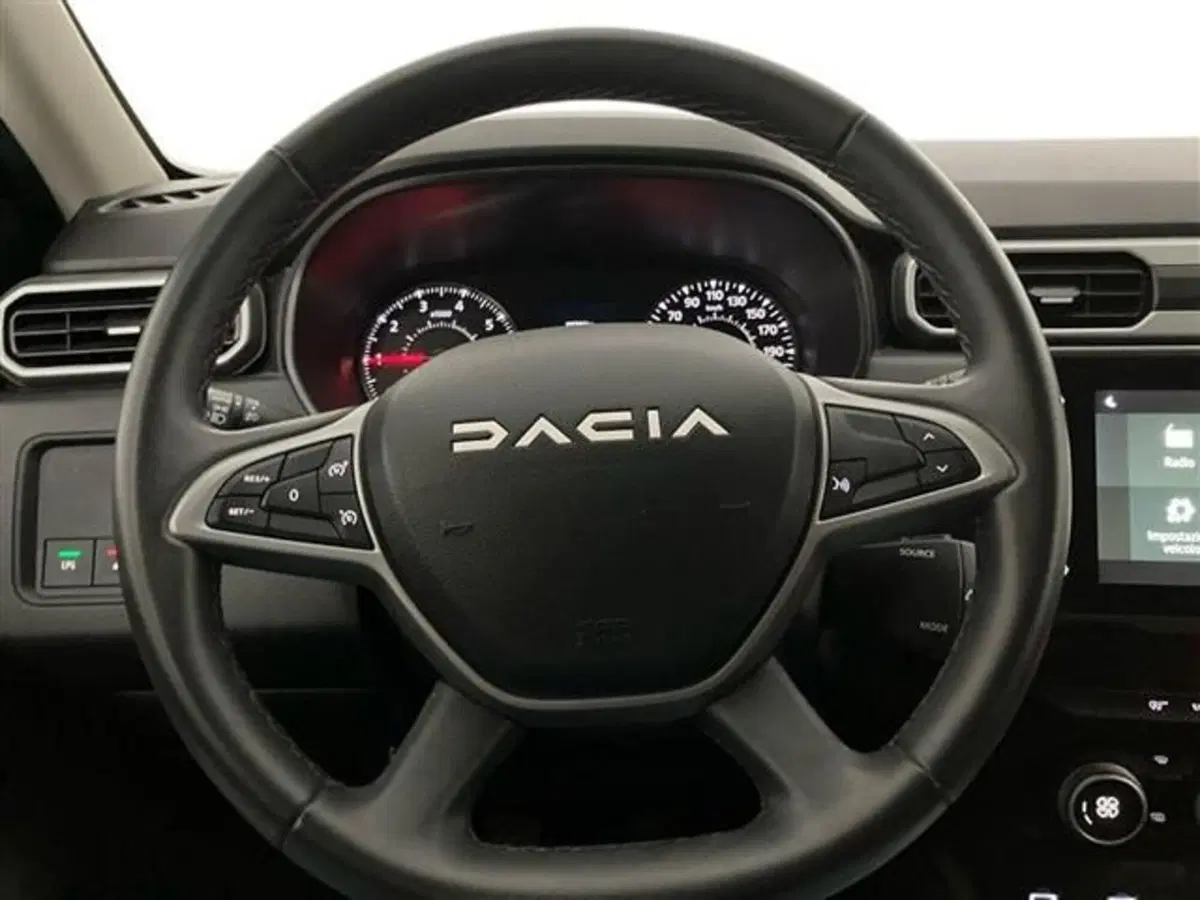 Dacia Duster usata a Como (16)