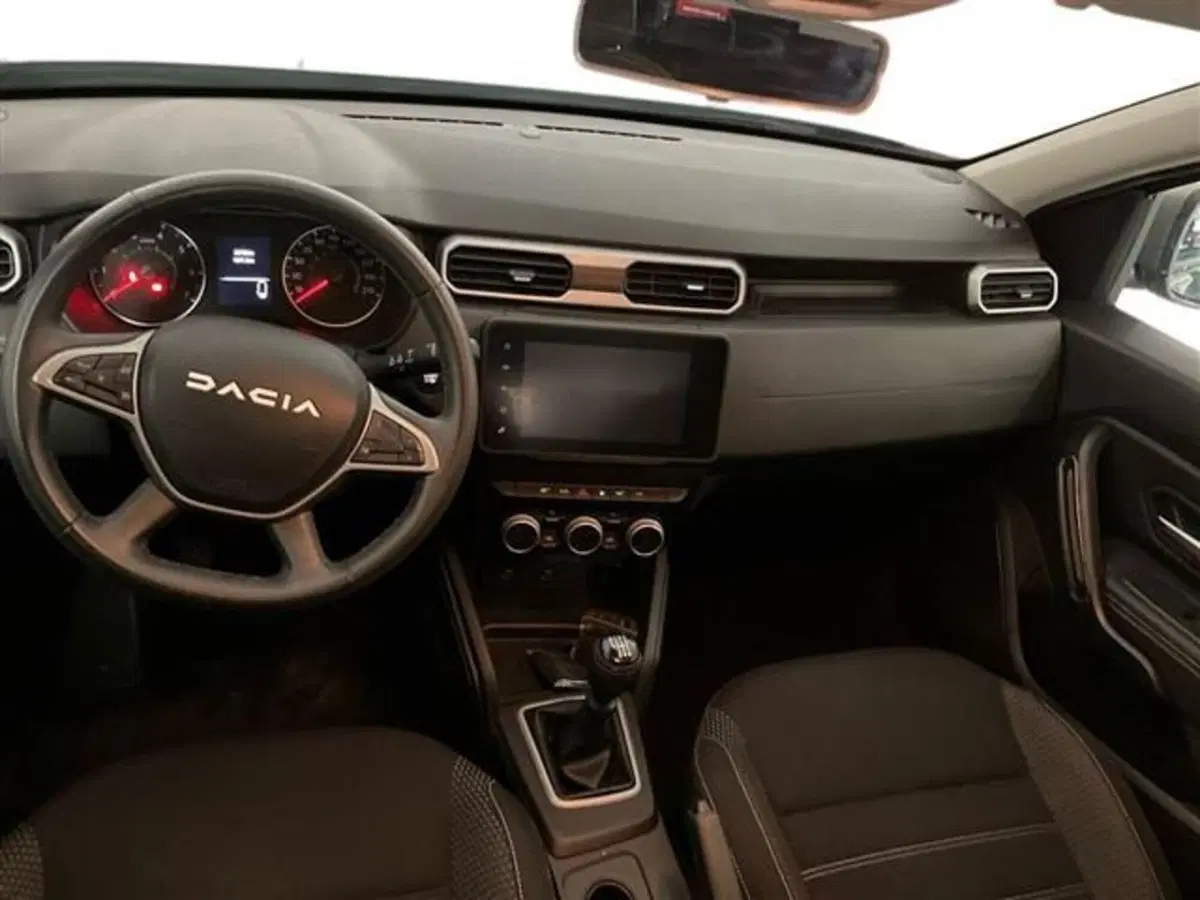 Dacia Duster usata a Como (9)