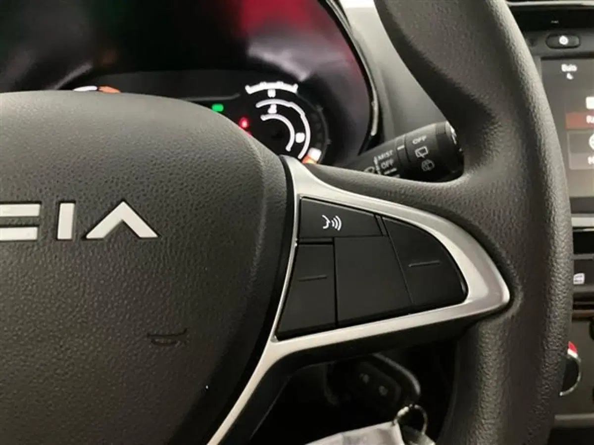 Dacia Spring usata a Como (18)
