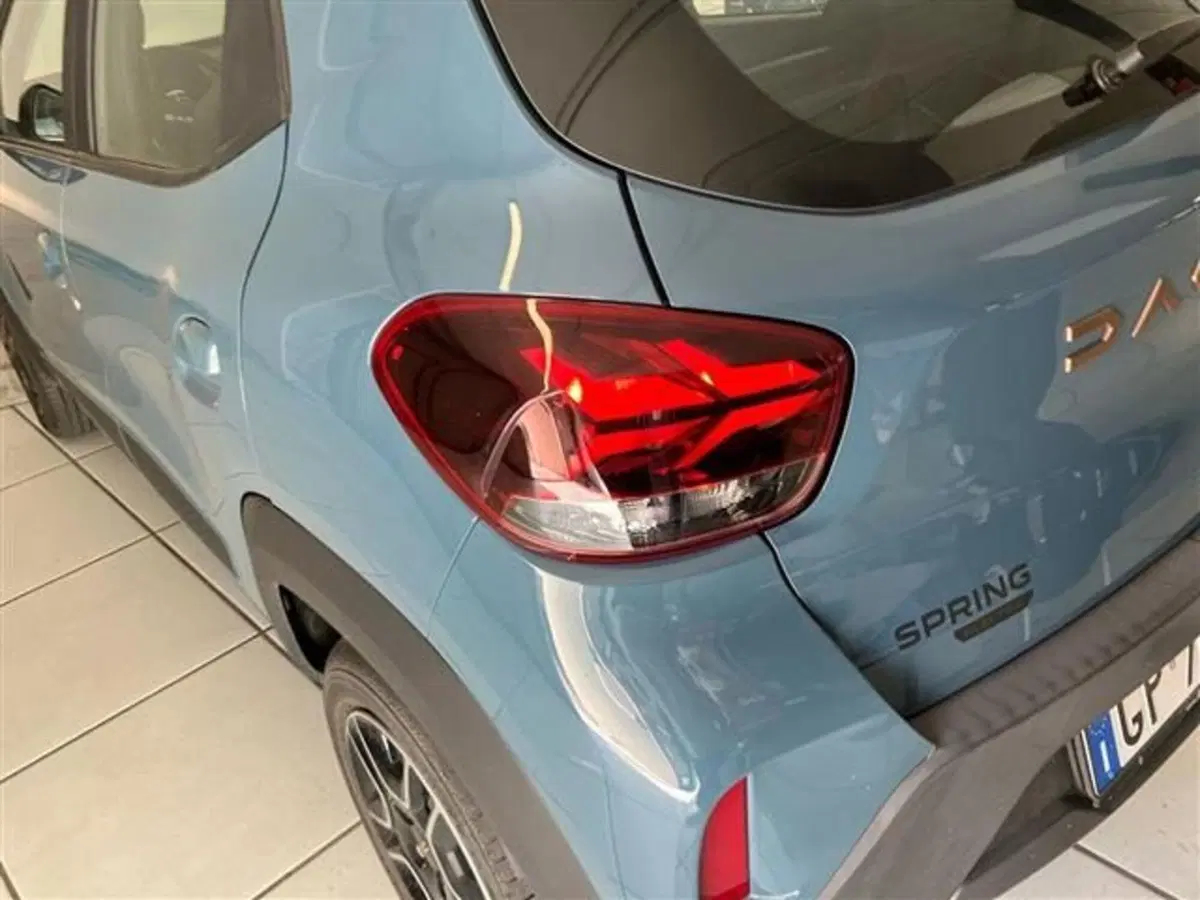 Dacia Spring usata a Como (8)