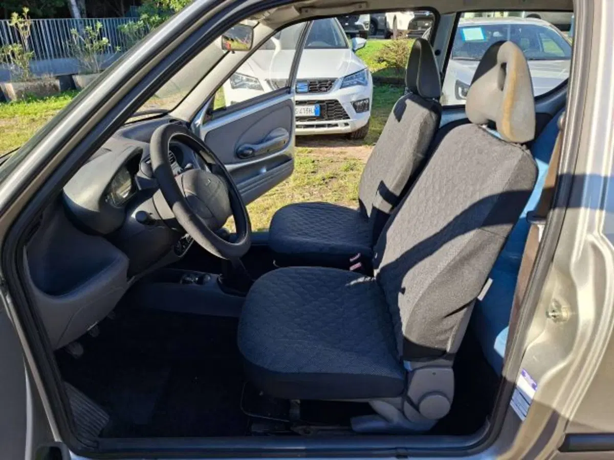 Fiat Seicento usata a Como (4)