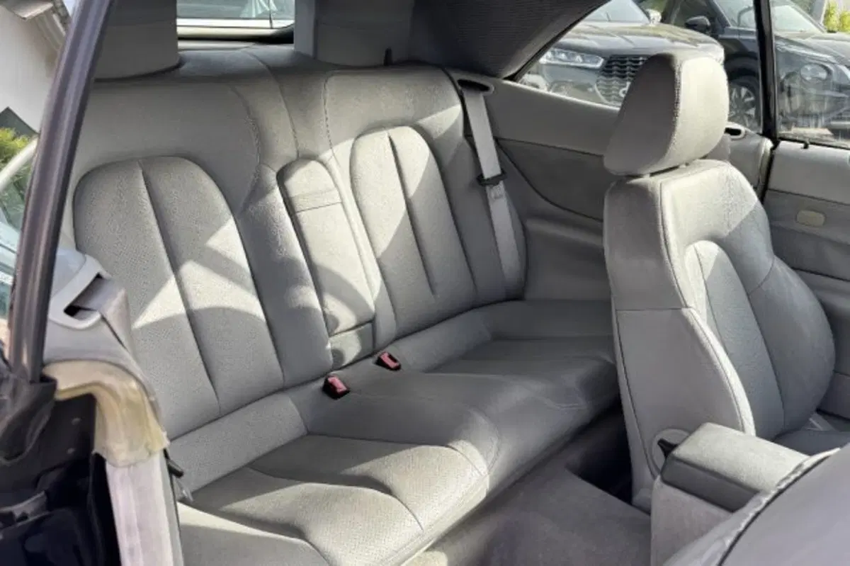 Mercedes-Benz CLK usata a Latina (9)